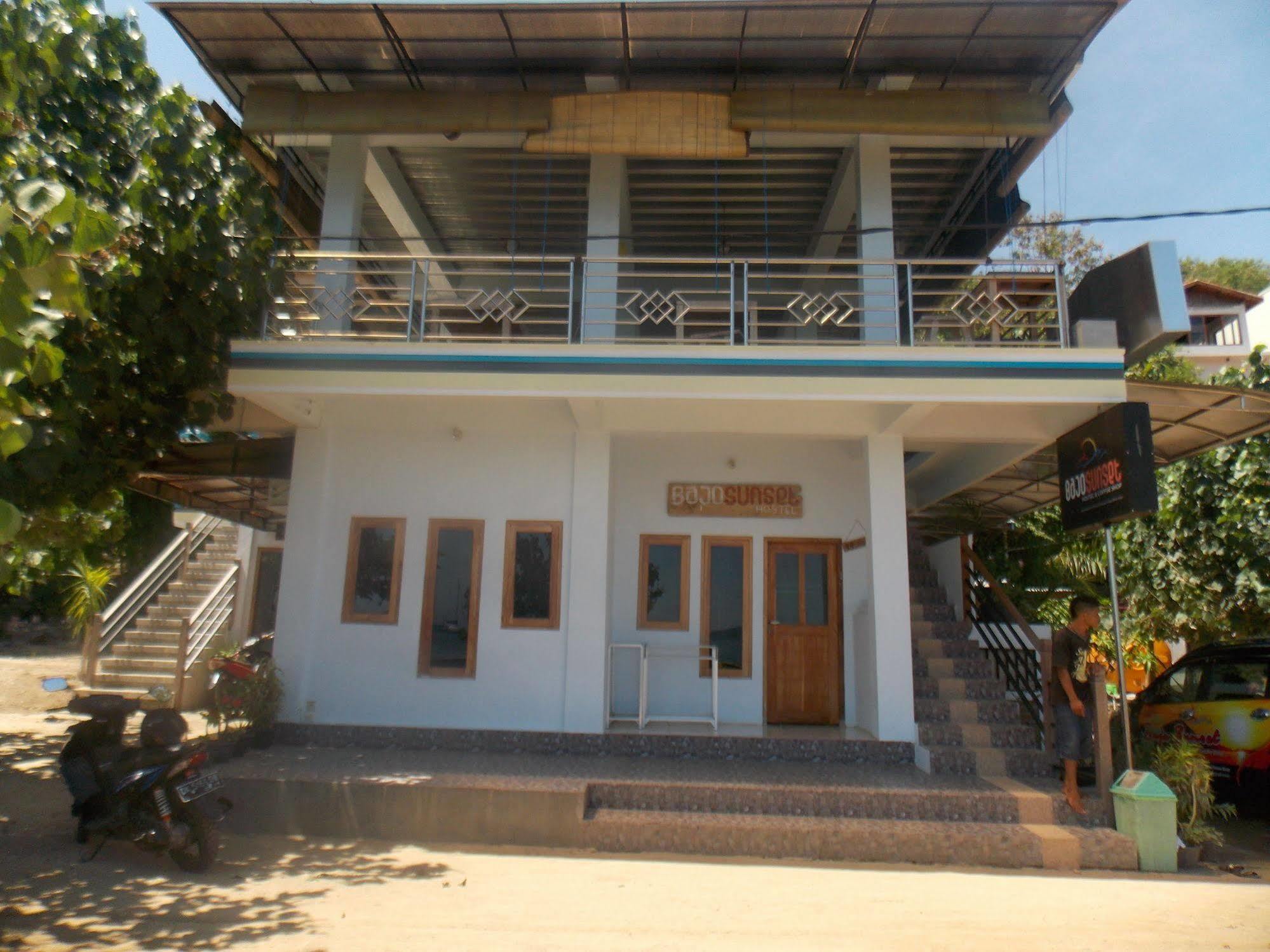 Bajo Sunset Hostel لابوان باجو المظهر الخارجي الصورة