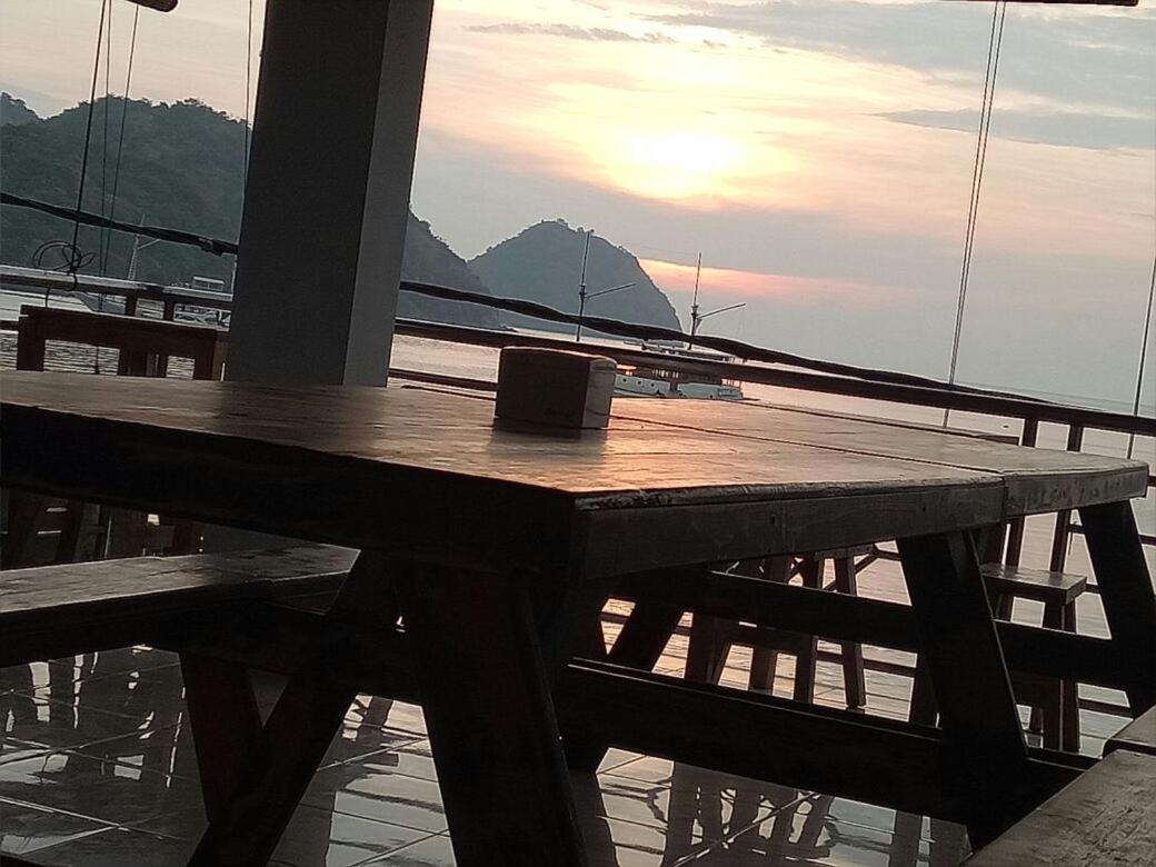 Bajo Sunset Hostel لابوان باجو المظهر الخارجي الصورة